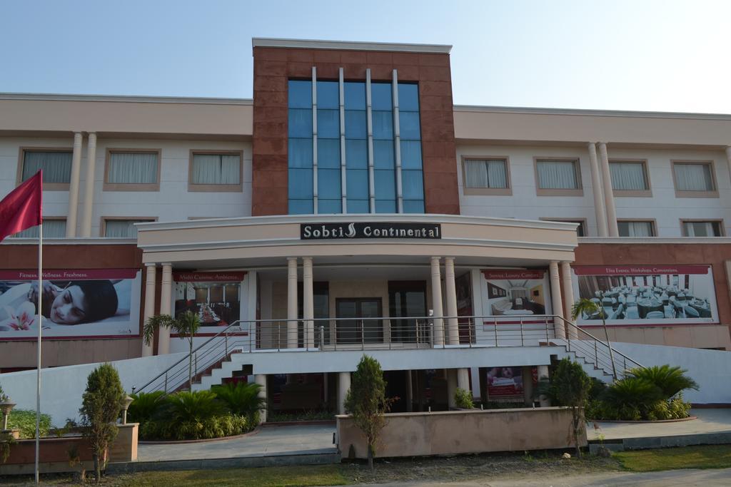 Hotel Sobti Continental Rudrapur Dış mekan fotoğraf